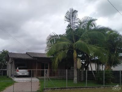 Casa para Venda, em Sombrio, bairro Parque das Avenidas, 2 dormitórios, 1 banheiro, 1 vaga